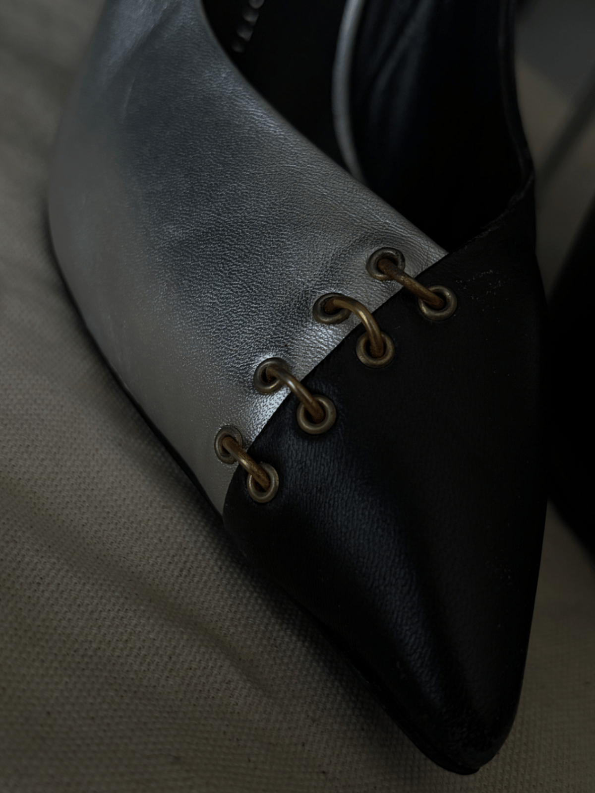Two-Tone Pointed Toe Stiletto Pumps, photo 4