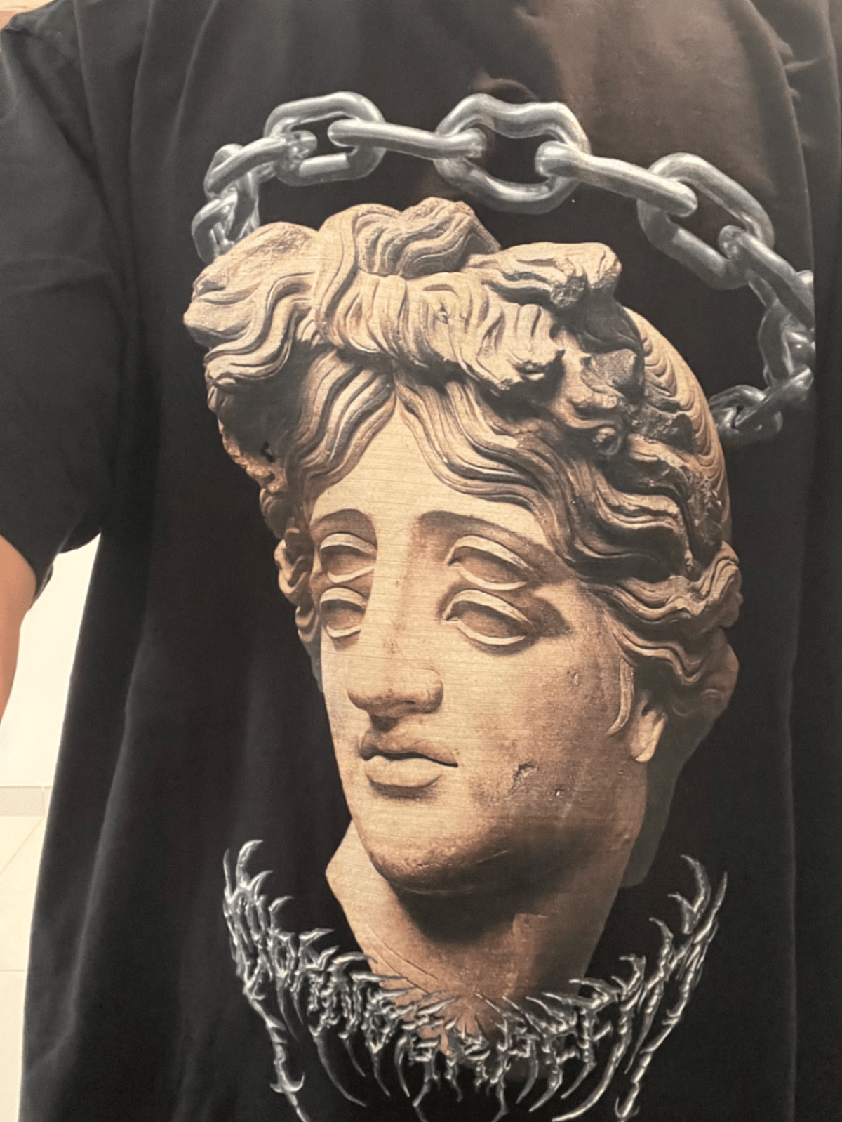 Black Statue Graphic T-Shirt, photo 3