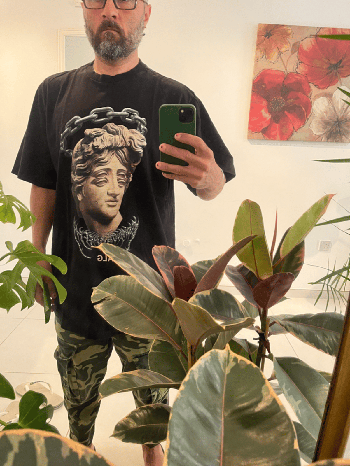 Black Statue Graphic T-Shirt, photo 2