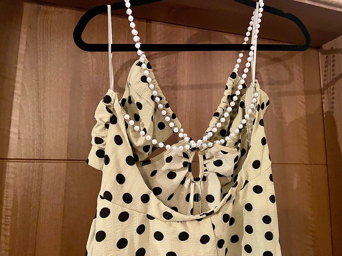 Polka dot pearl strap dress, photo 3