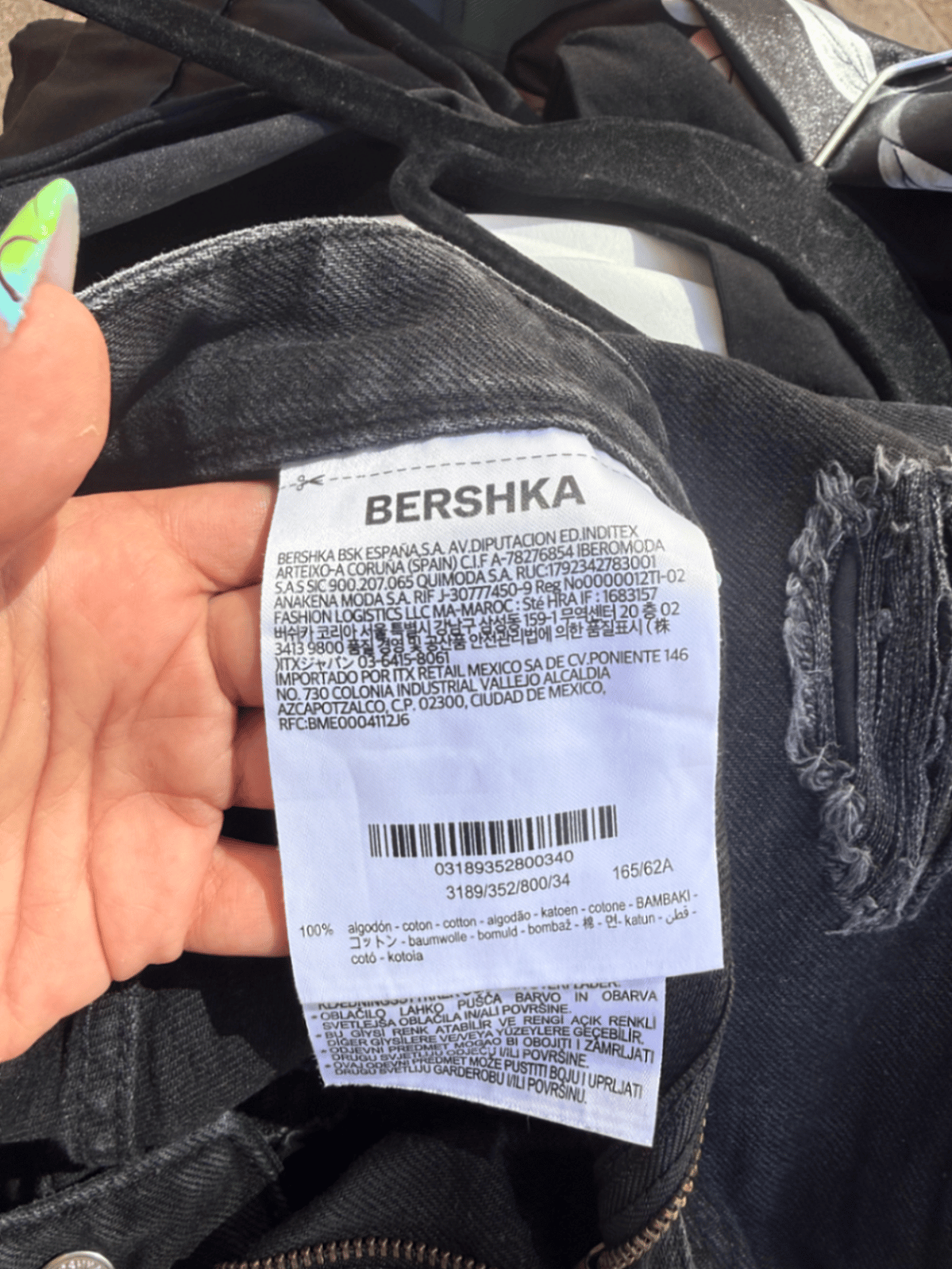 Bershka Distressed Denim Shorts - photo 3