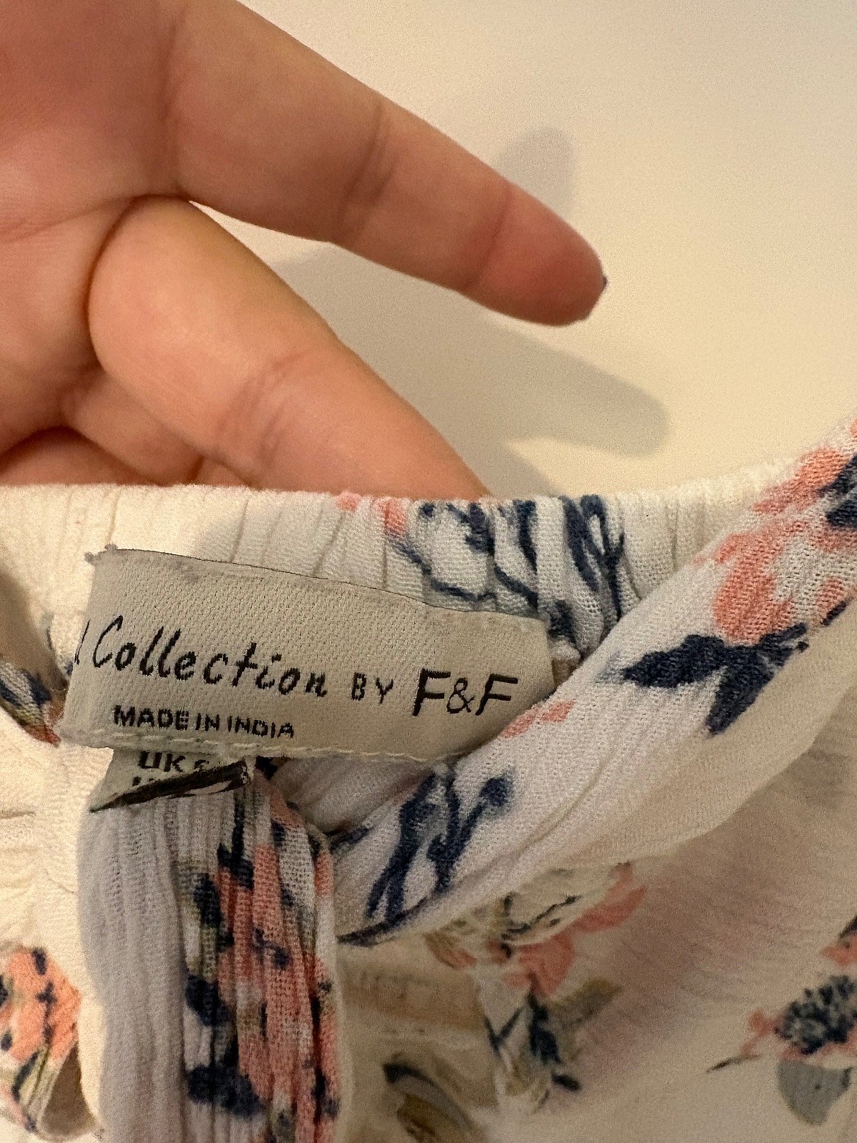 Vestido de verano con botones y estampado floral, foto 3