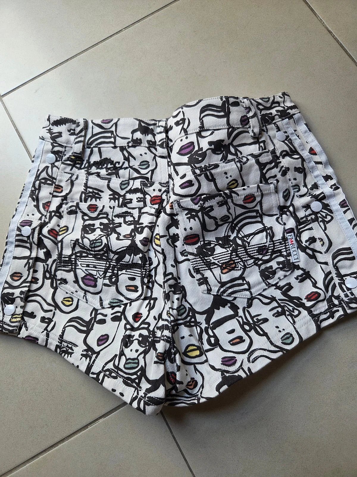 Adidas patterned graphic print shorts, photo 2