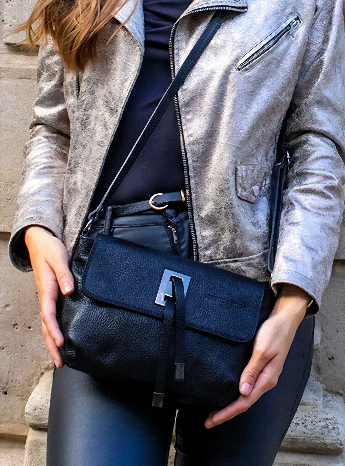 Victor & Hugo Paris Black Leather Shoulder Bag, photo 2