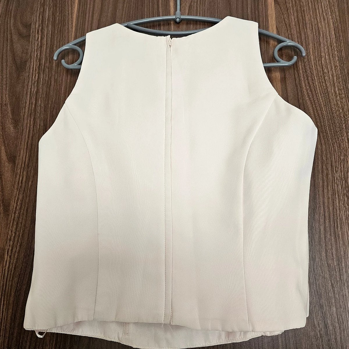 Cream Sleeveless Tailored Top - photo 3