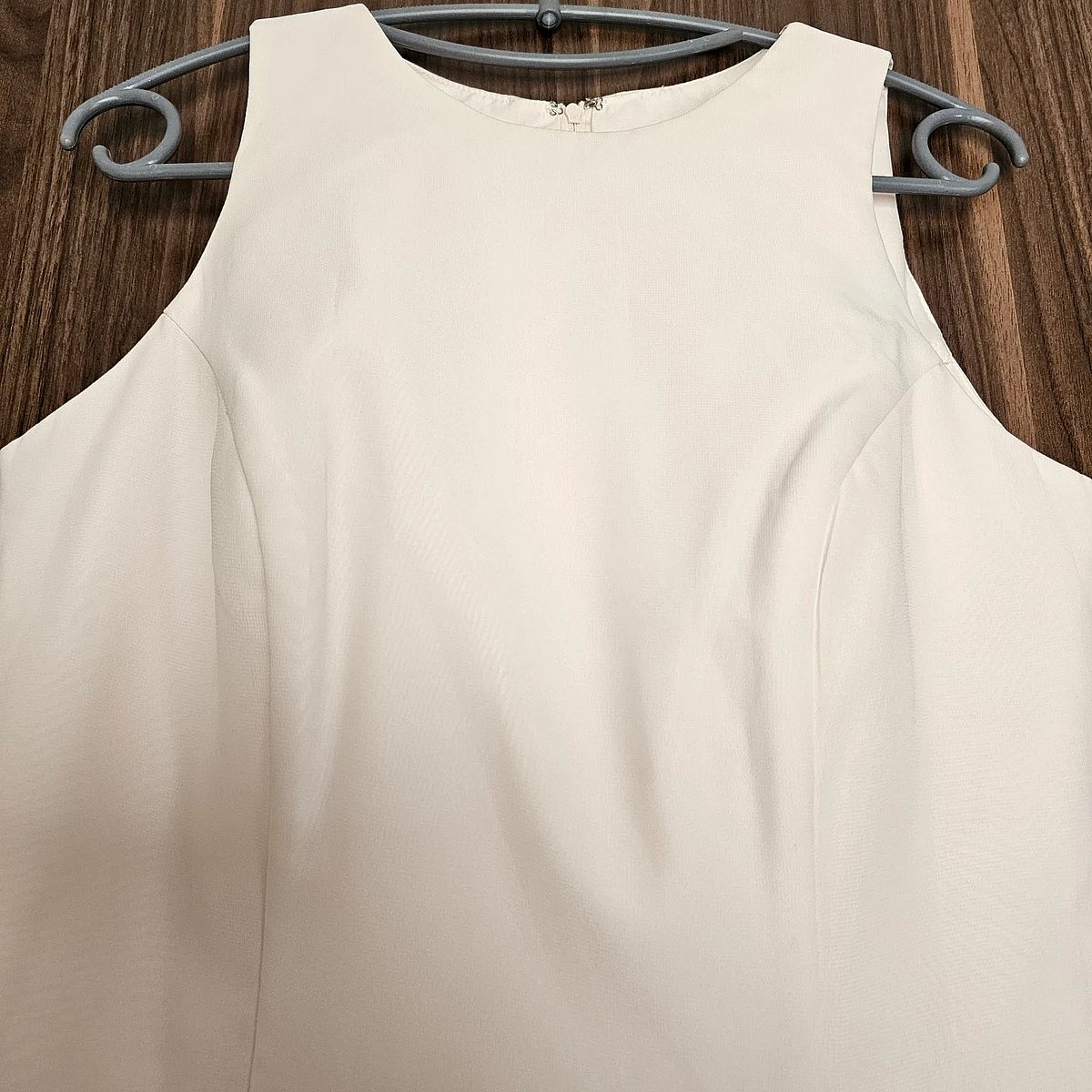 Cream Sleeveless Tailored Top - photo 2