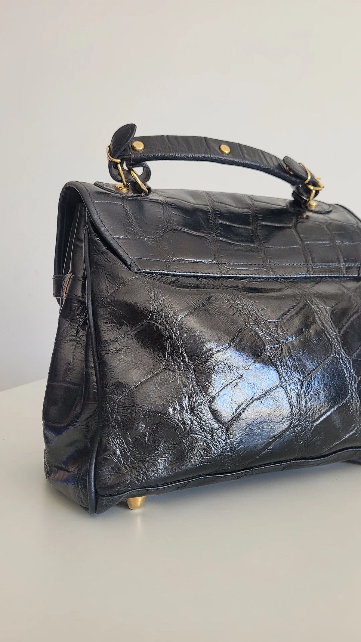 Borsa nera effetto coccodrillo, foto 4