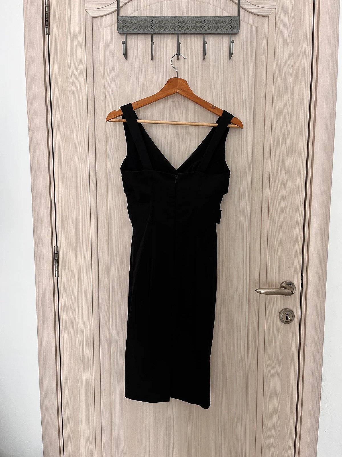Elegant Black Wrap Front Dress, photo 2