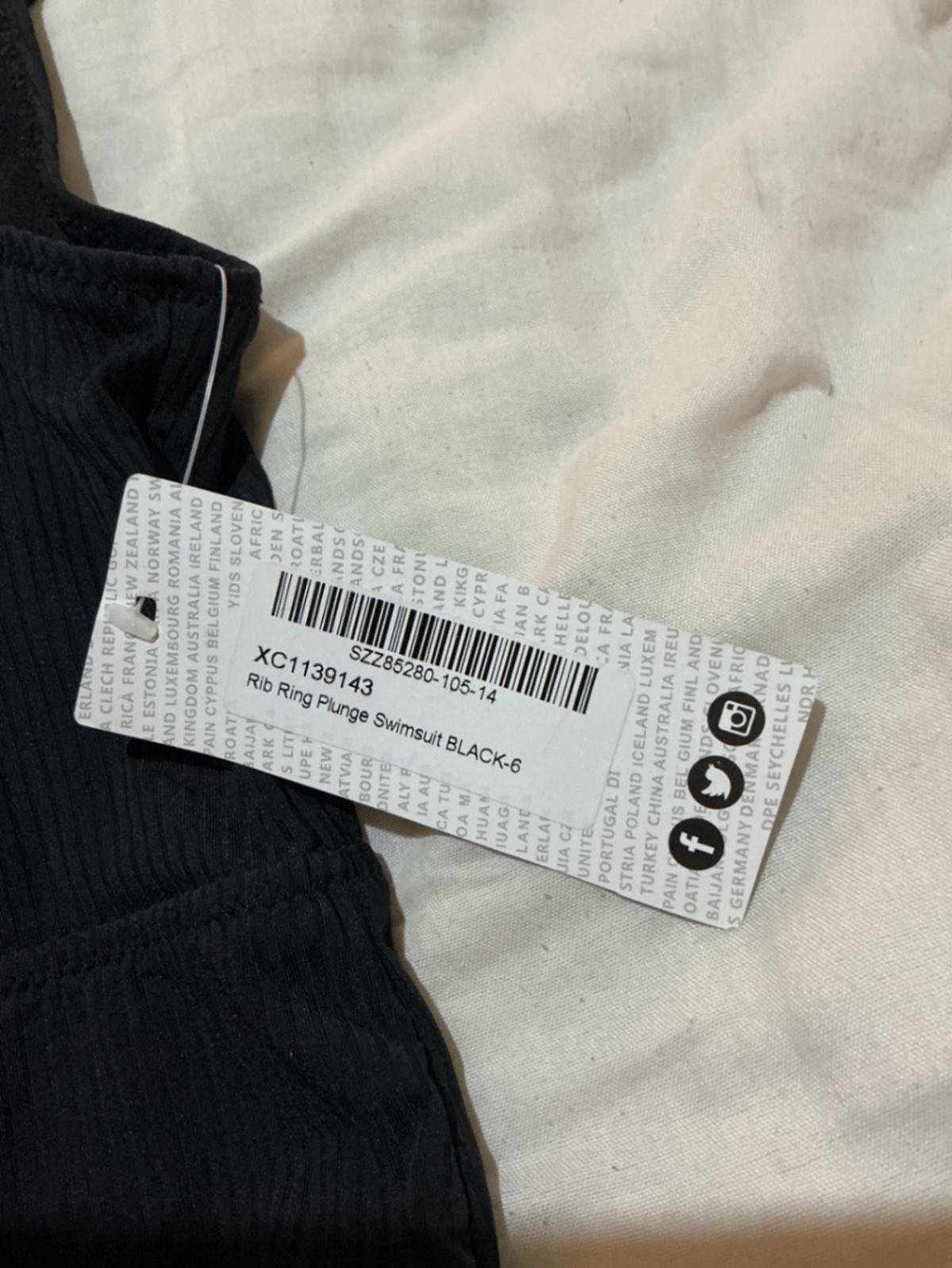 Boohoo Ribbed Ring Plunge Swimsuit, photo 2