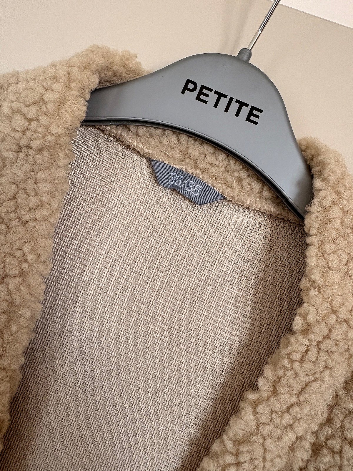 Beige teddy fleece gilet vest, photo 3