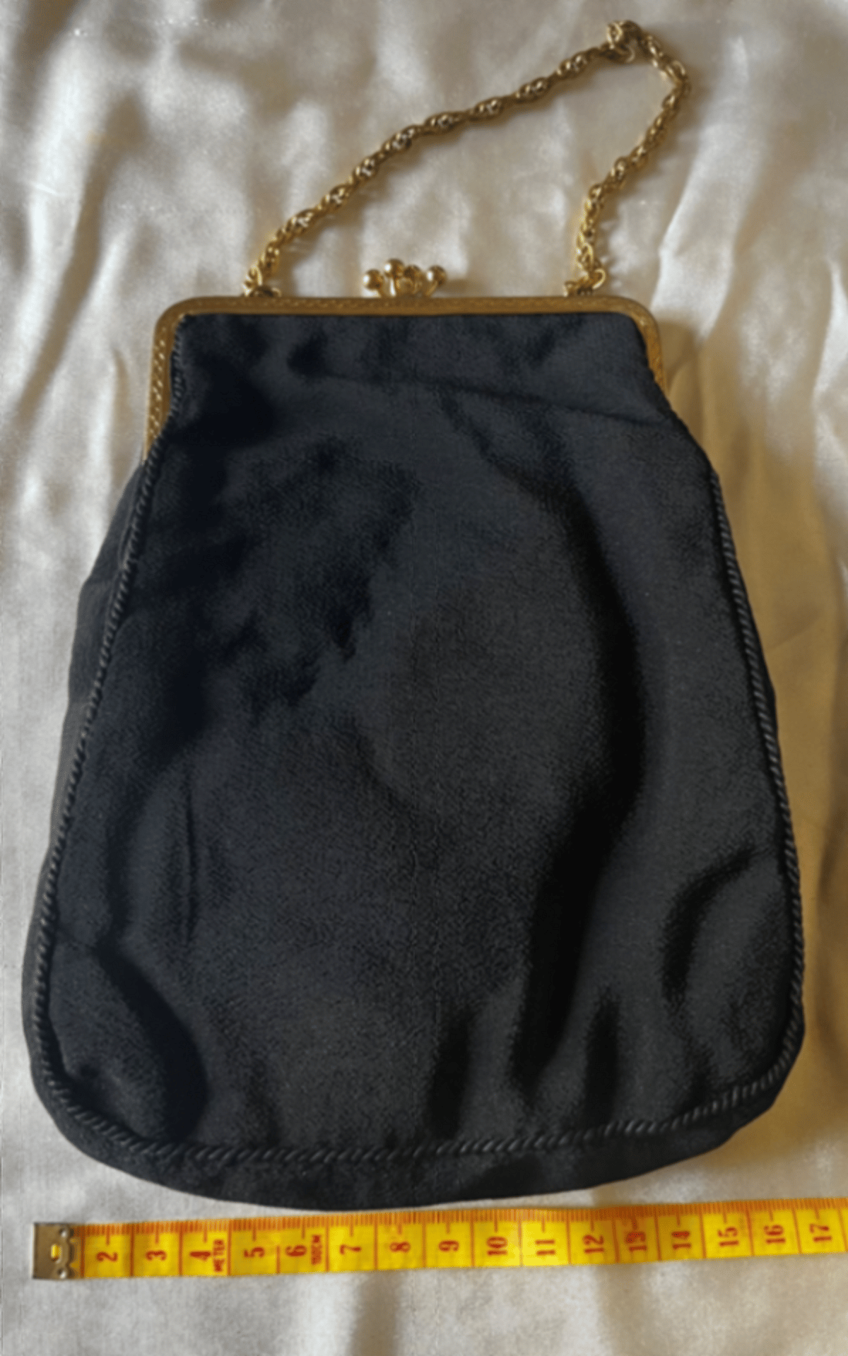 Vintage Floral Embroidered Clutch Bag, photo 2