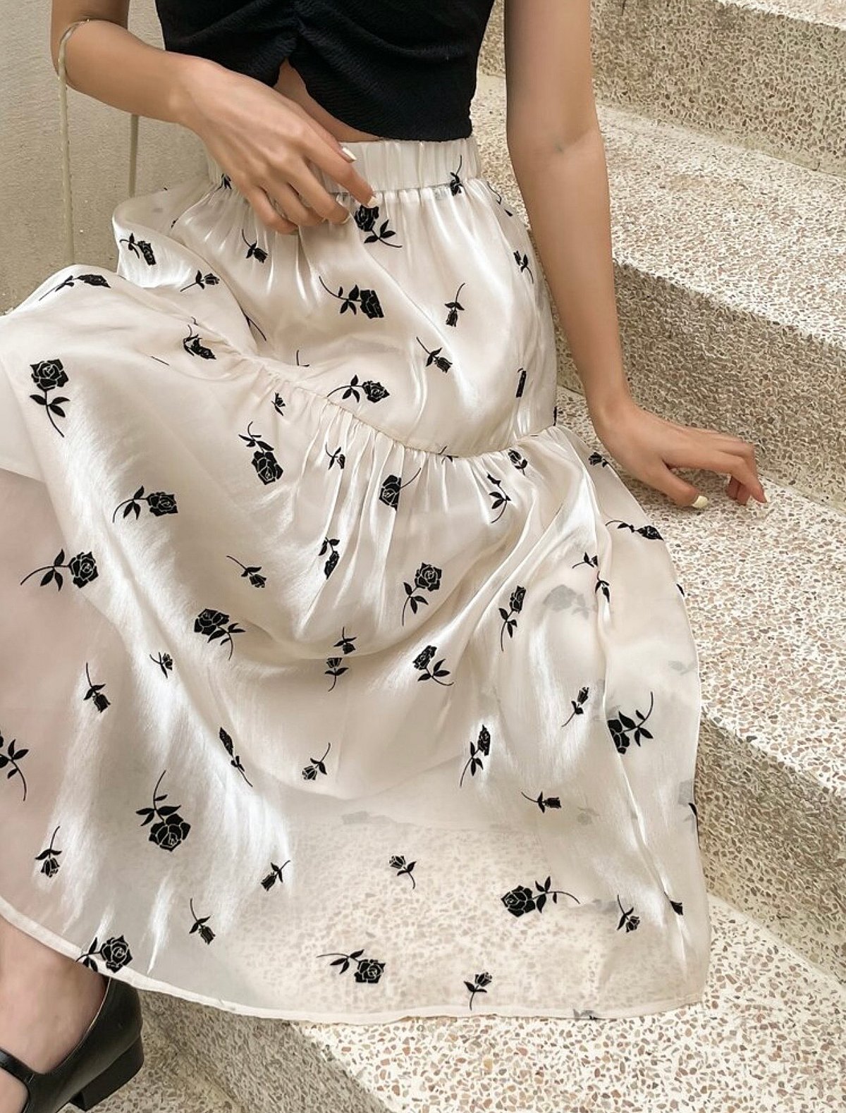 White Rose Print Tiered Skirt, photo 2