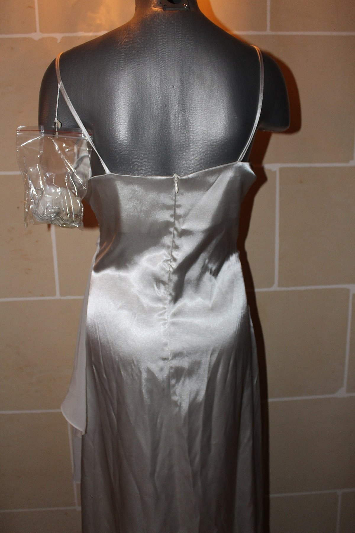 Silver Satin Evening Dress EU 44, photo 3