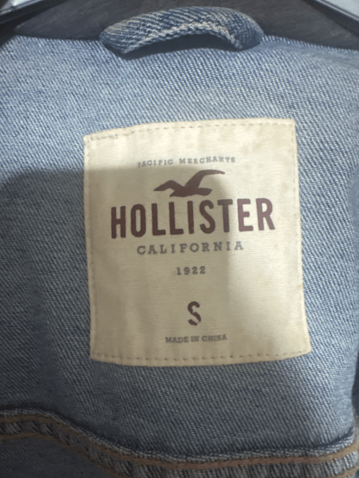 Hollister Denim Jacket Hoodie, photo 3