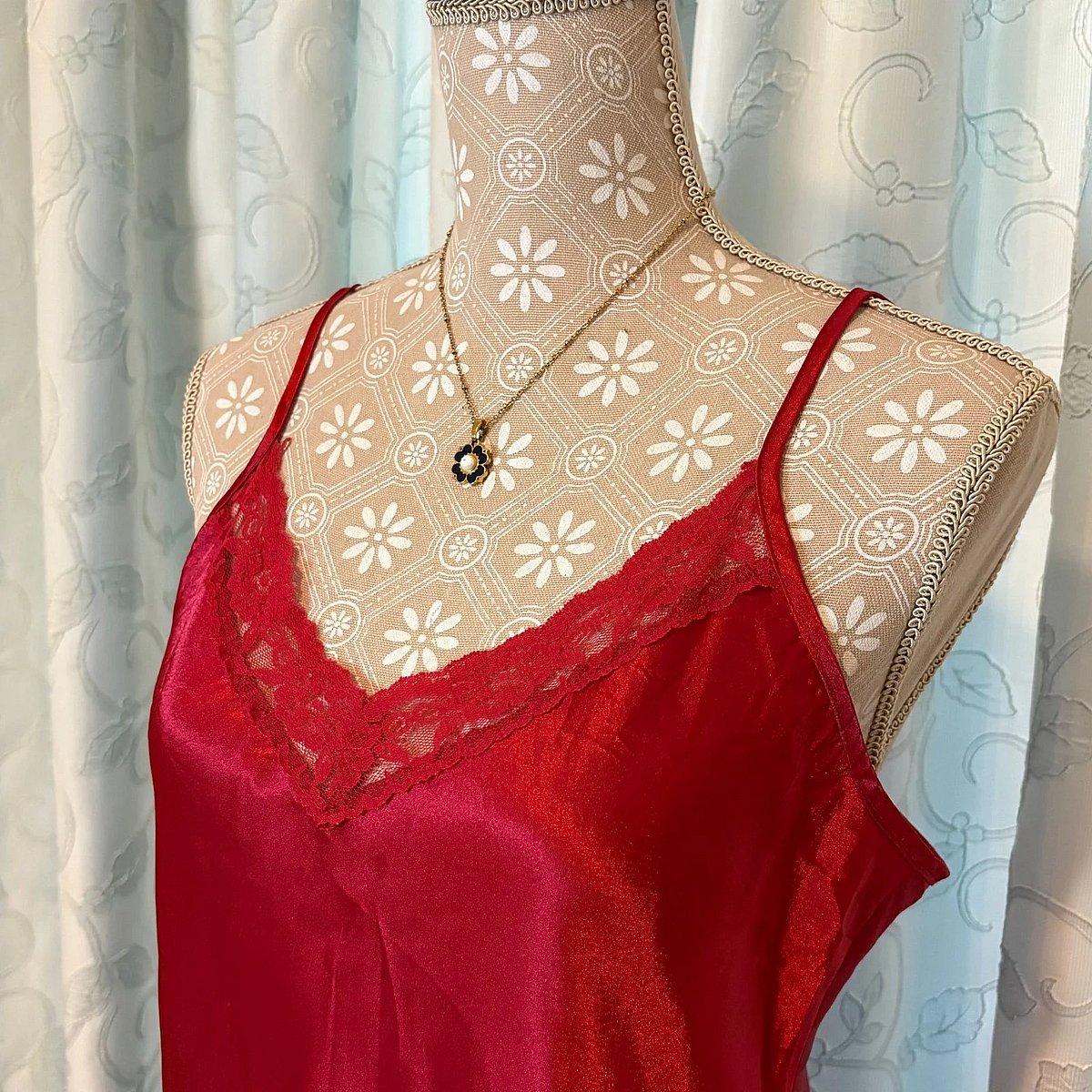 Camisón «Y2K» de Gillian O'Malley, foto 3