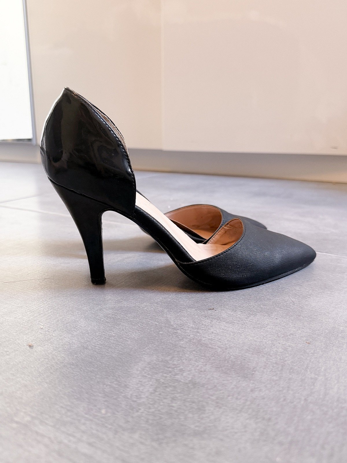 Black Pointed Toe High Heels, photo 3