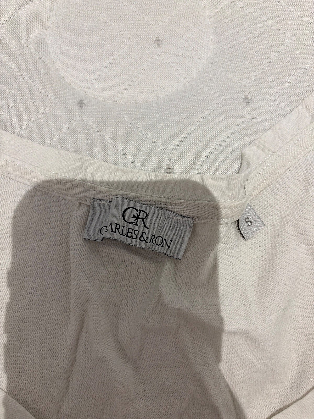 Carles & Ron White Top - photo 2