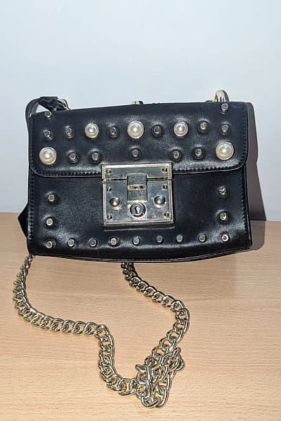 Black studded chain shoulder bag — pre-loved on Thrifted.mt