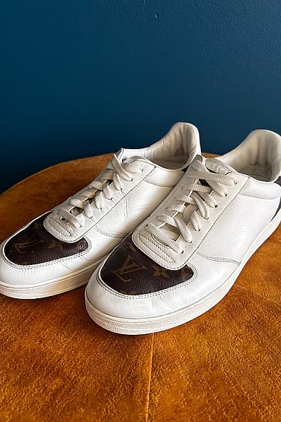 Louis Vuitton White Leather Sneakers by Louis Vuitton — pre-loved on Thrifted.mt