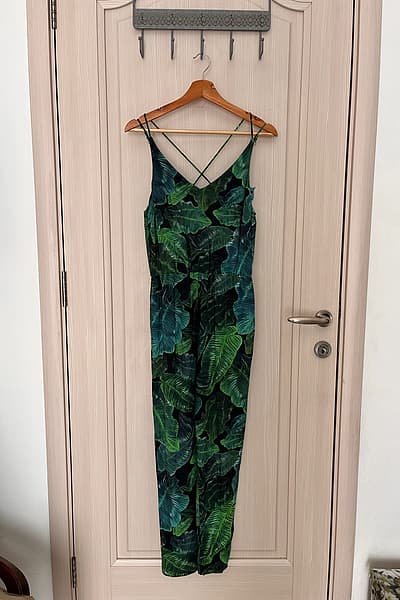 Topshop Tropical Leaf Print Jumpsuit by Topshop — pre-loved on Thrifted.mt