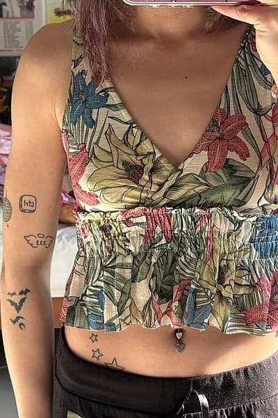 Floral Print Peplum Crop Top by Pull&Bear — pre-loved on Thrifted.mt