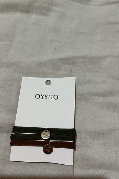 Oysho Velvet Hair Elastic Set by Oysho — pre-loved on Thrifted.mt