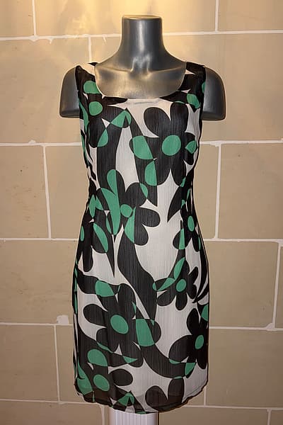 Floral Shift Dress by Keikei — pre-loved on Thrifted.mt