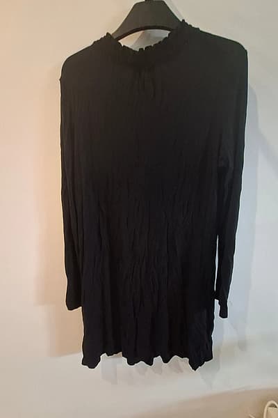 Black M&S long sleeve dress by M&S — pre-loved on Thrifted.mt