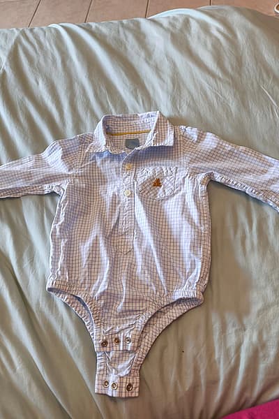 Body a quadri Baby Gap by Baby Gap — pre-loved on Thrifted.mt