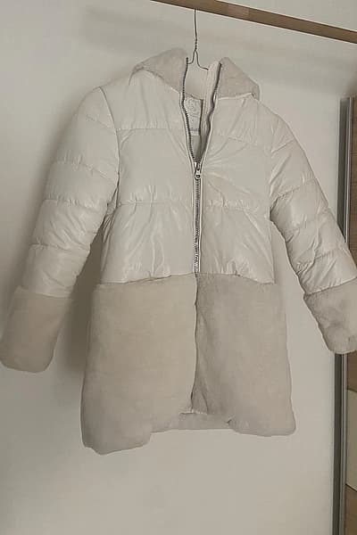 Original Marines White faux fur puffer coat by Original Marines — pre-loved on Thrifted.mt