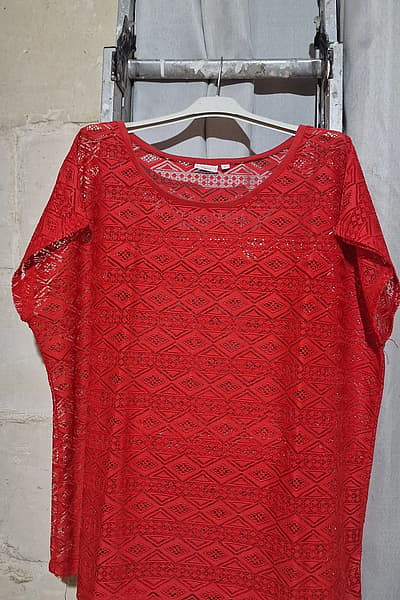 Coral Lace Top / beach coverup by Laura T — pre-loved on Thrifted.mt