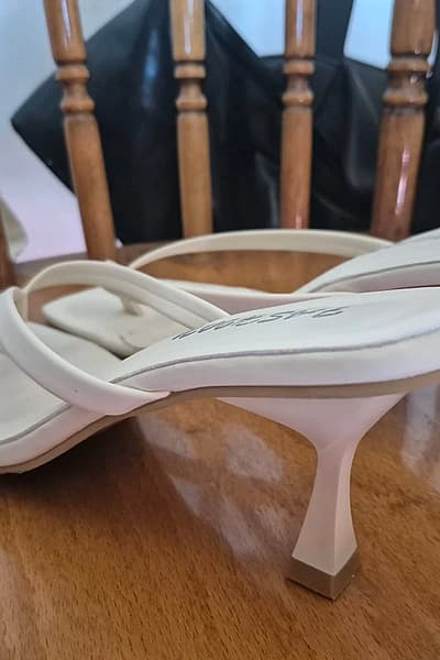 Cream Square Toe Sandals — pre-loved on Thrifted.mt