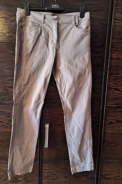 Canda beige stretch trousers by Canda — pre-loved on Thrifted.mt