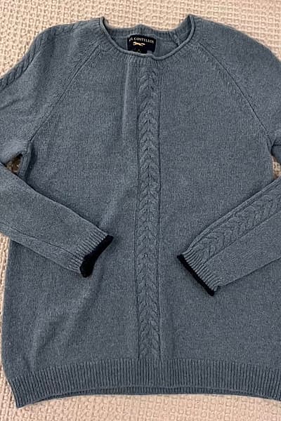 Cable Detail Crew Neck — pre-loved on Thrifted.mt