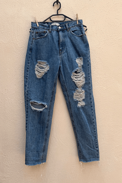 Pull&Bear Distressed Denim Jeans by Pull&Bear — pre-loved on Thrifted.mt