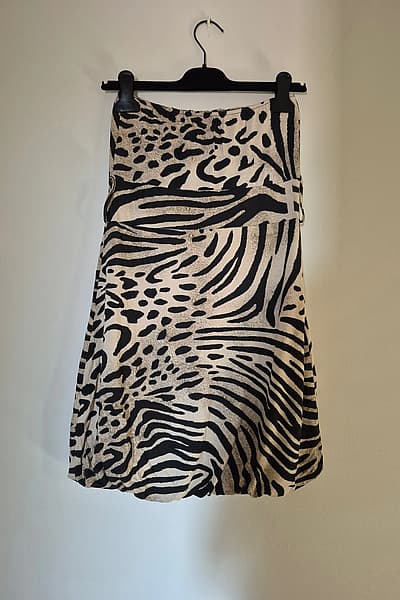 Black and brown animal print dress — pre-loved on Thrifted.mt