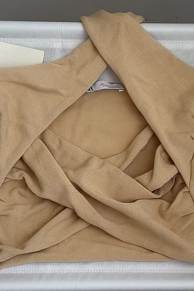 Beige Zara Knit Crop Top by Zara — pre-loved on Thrifted.mt