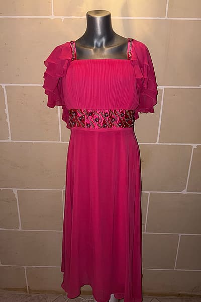 Hot Pink Evening Dress EU46/XXL by De Tual — pre-loved on Thrifted.mt