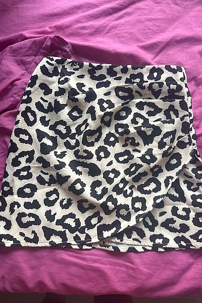 Leopard Print Wrap Mini Skirt by SHEIN — pre-loved on Thrifted.mt