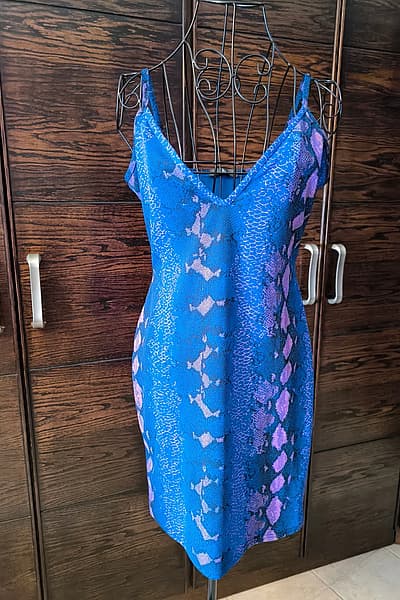Snake print cami bodycon dress — pre-loved on Thrifted.mt