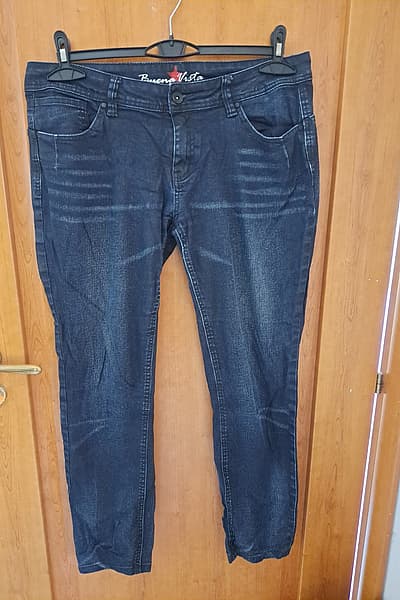 Buena Vista Dark Wash Jeans by Buena Vista — pre-loved on Thrifted.mt