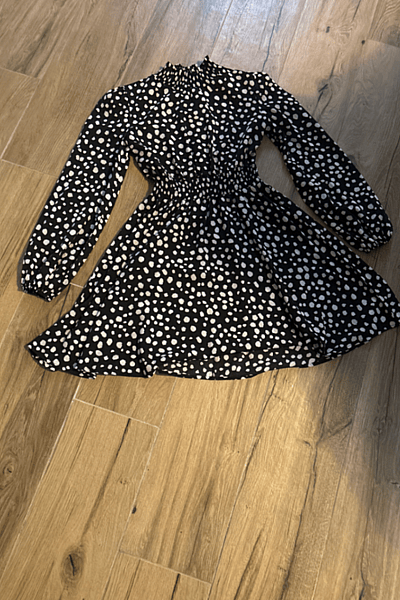 Black Polka Dot Mini Dress — pre-loved on Thrifted.mt