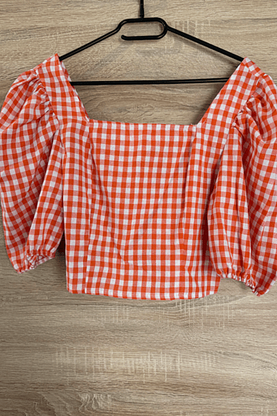 Gingham Puff Sleeve Cropped Top by SHEIN — pre-loved on Thrifted.mt
