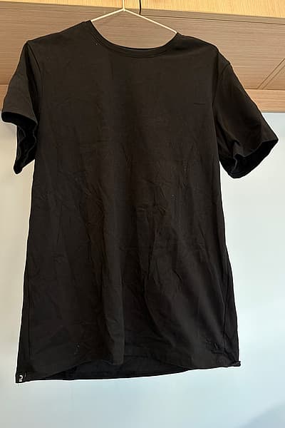 Classic Black Crew Neck T-Shirt by Decathlon — pre-loved on Thrifted.mt