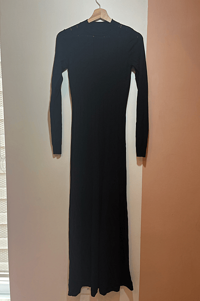 Black Long Sleeve Maxi Dress by ZARA — pre-loved on Thrifted.mt