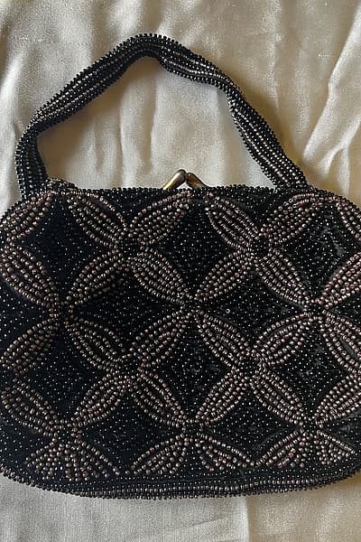 Vintage beaded evening handbag — pre-loved on Thrifted.mt