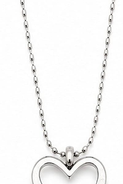 Double heart silver tone necklace — pre-loved on Thrifted.mt
