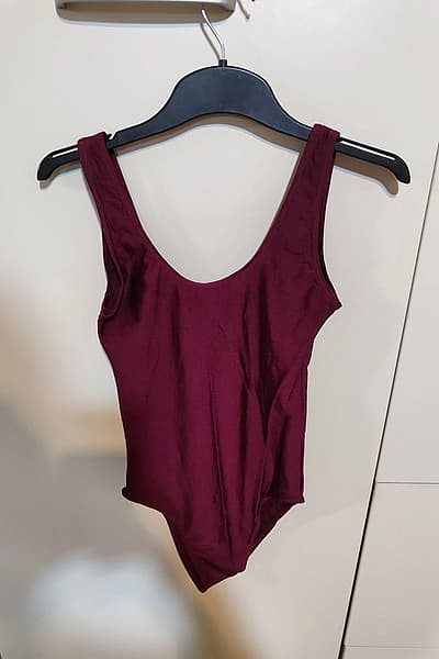 Burgundy jazz leotard — pre-loved on Thrifted.mt