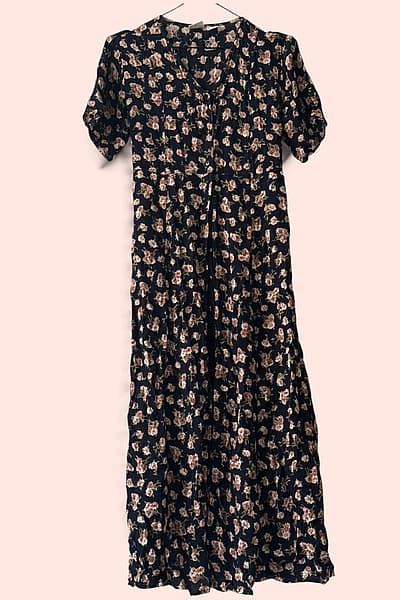 Vintage Floral button-down midi dress by Jupi — pre-loved on Thrifted.mt