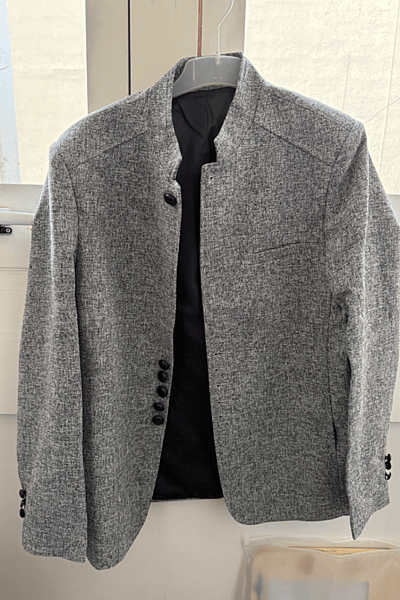 Grey Textured Blazer Jacket — pre-loved on Thrifted.mt